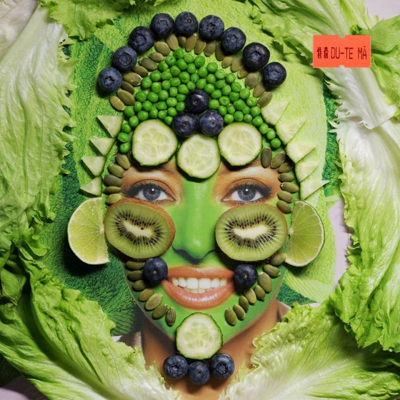 "Mă scăldam într-o cadă plină de cartofi prăjiți. Am cerut și sare". Cum a scris Delia melodia "“Du-te-mă": "Îi era foarte foame!"