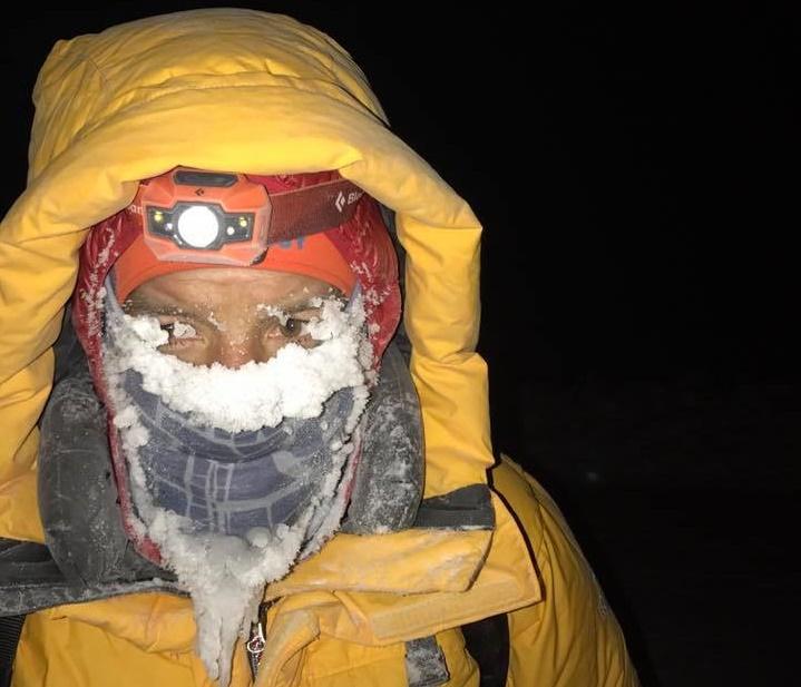 Câştigătorul ultramaratonului de la Cercul Polar, Tiberiu Uşeriu, de vorbă cu deţinuţii Penitenciarului Oradea! Eroul nostru a stat și el după gratii