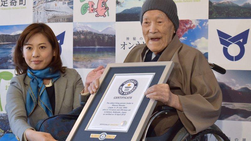 Cel mai bătrân bărbat din lume. S-a născut înainte ca Einstein să publice teoria relativității și, astăzi, a ajuns la 112 ani: ''Realizarea domnului Nonaka este extraordinară"