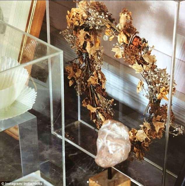 Cum arată acum una dintre cele cinci domnișoare de onoare ale Prințesei Diana! India Hicks a ajuns la 50 de ani și a dezvăluit că încă păstrează un obiect drag de la nunta din 1981