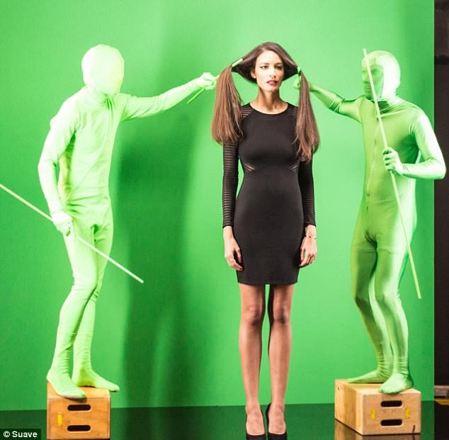 Adevărul din spatele reclamelor realizate pentru produse de îngrijire! Trucurile la care apelează specialiștii pentru ca părul să fie lung și strălucitor