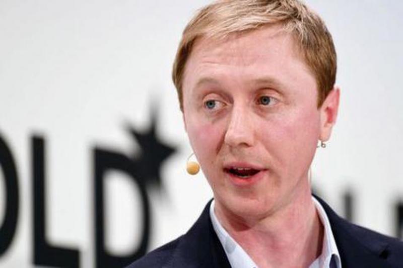 Demisie la vârful Cambridge Analytica. A plecat de la conducerea companiei ce a preluat ilegal datele a 87 de milioane de persoane