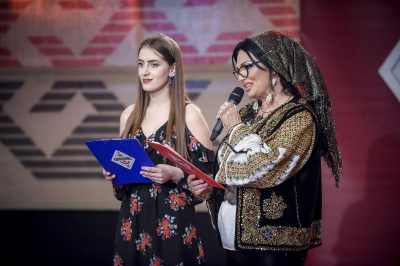 Surpriză uriașă la „Ie, Românie”! Ozana Barabancea scrie și recită poezii patriotice