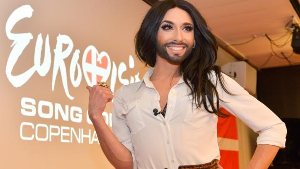 Șocant! Conchita Wurst e infectată cu HIV: "Sunt seropozitiv de mai mulți ani. Un fost iubit m-a amenințat că dezvăluie..."