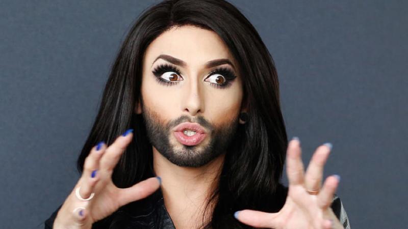 Motivul pentru care artista Conchita Wurst  și-a anunțat fanii că suferă de SIDA. Un fost iubit a amenințat-o că va da totul în vileag