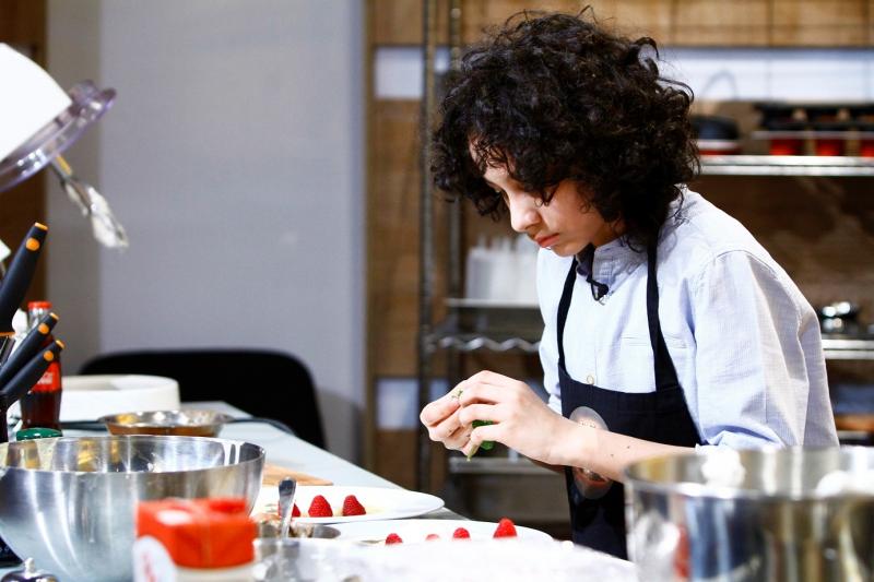 "Chefi la cuțite", lider de piață cu ediția de luni seară: Micul bucătar de 12 ani a impresionat jurații