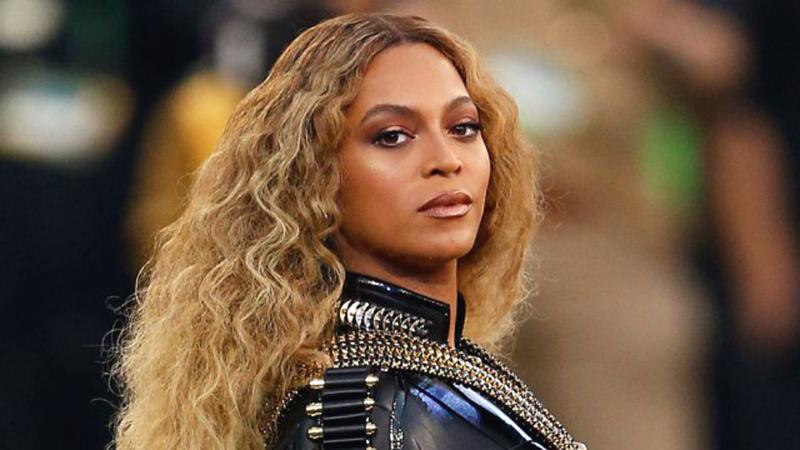 Beyonce oferă burse uriașe fanilor săi! Ce condiții trebuie să îndeplinești