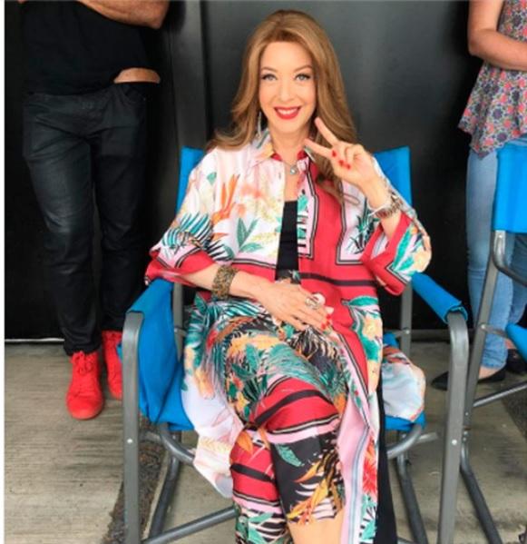 Edith Gonzales, din nou la perucă! Cum a ajuns să arate celebra actriță