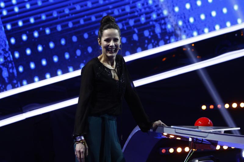 Victoria, o doamnă căreia nimeni nu-i dă 80 de ani, şi nepoata ei au ghicit vârsta unui personaj exotic din prima încercare! Au plecat acasă cu 34.000 de lei!