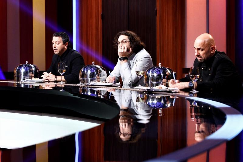 Luni seară, pe Antena 1:  Doi nevăzători pasionați de gătit, în sezonul de poveste Chefi la cuțite