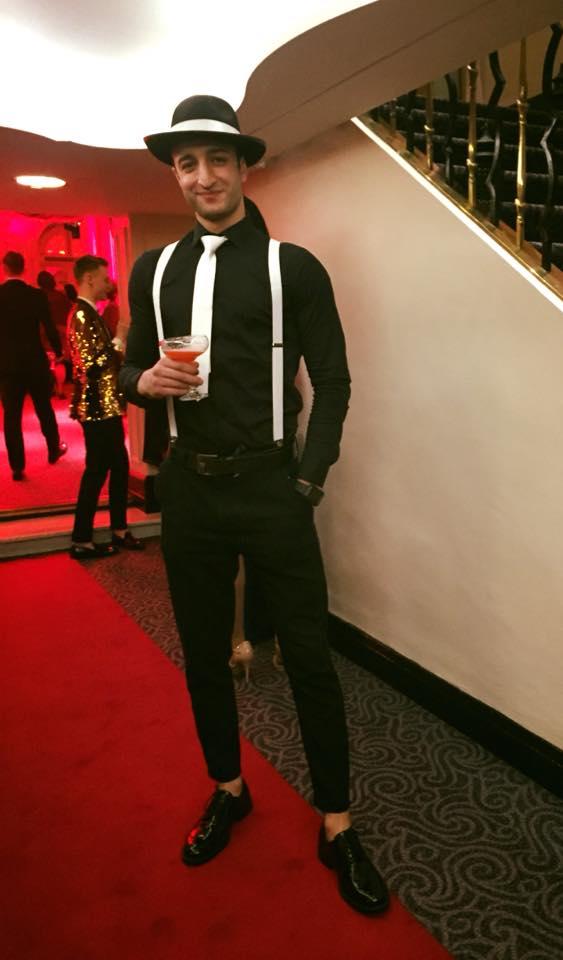 Fotografia aceasta le-a pus pe admiratoare pe jar! Hamude Kilani arată mai bine ca niciodată! „Ești mai arătos ca un actor de cinema!”