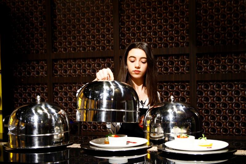 Fiica lui Sorin Bontea face spectacol la „Chefi la cuțite”! Tânăra îi pregătește o surpriză uriașă, chiar de ziua lui