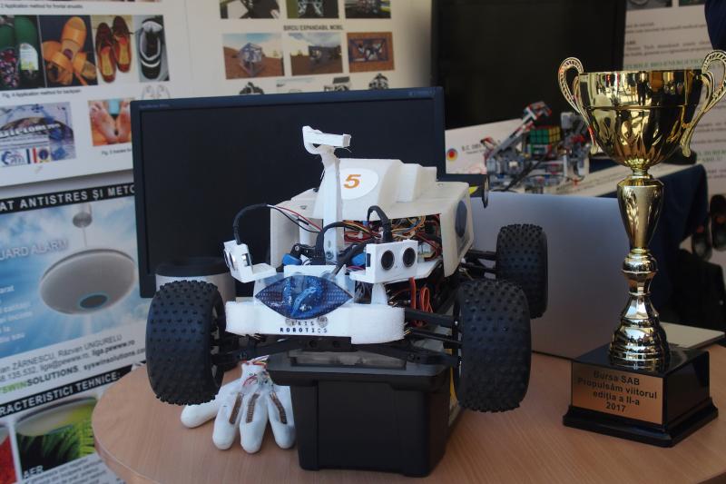 Invențiile au menirea de a ajuta societatea, afirmă câștigătorii SAB