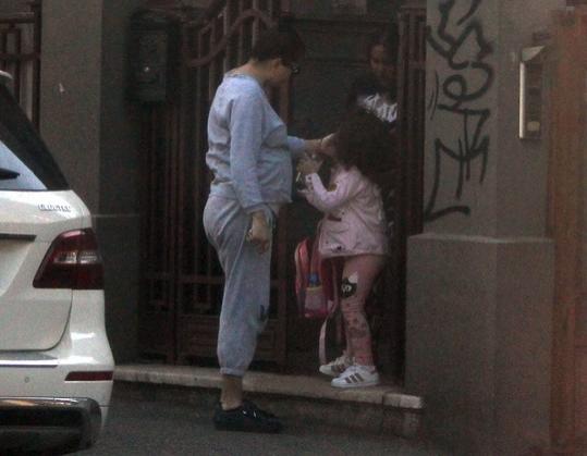 Elena Băsescu numără zilele până va naște al treilea copil. Cum arată EBA în luna a opta de sarcină