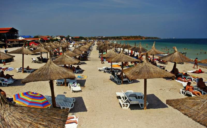 Ultimul anunț al meteorologilor despre starea vremii pe 1 mai: „Din păcate, vom avea temperaturi foarte mari, dar și... precipitații, ploi de vară!”