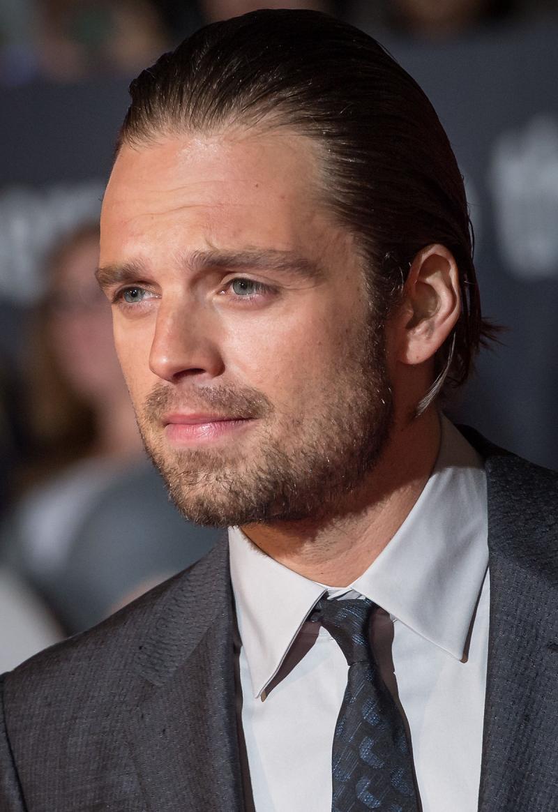 Sebastian Stan, actorul de origine română din filmele ”Avengers” și "I, Tonya", nevoit să plece mai devreme din România. „Sper să mă pot revanşa!“