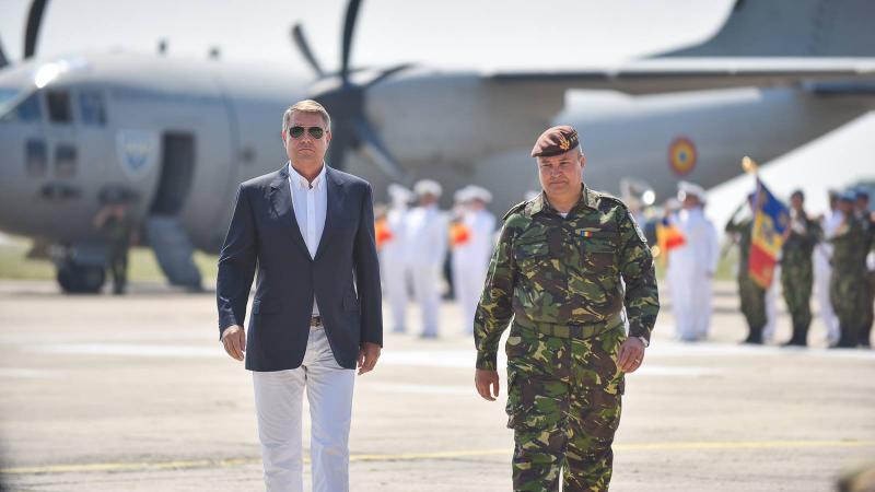 Opt militari români au fost răniţi în urma unui atentat în Afganistan. Mesajul președintelui Iohannis