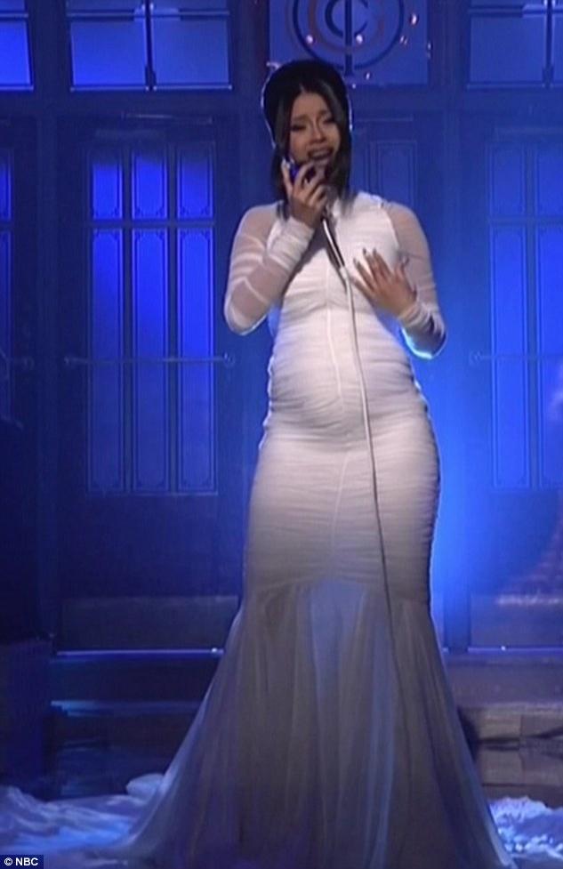 Gata, nu mai e un mister! O cântăreață celebră a confirmat că e însărcinată! Primele imagini cu burtica de gravidă