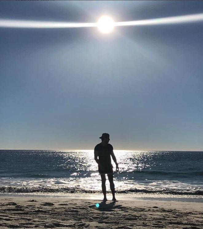 Cum a fost surprins actorul despre care s-a spus că ar avea o relație cu Inna! Imaginea care a adunat mii de aprecieri