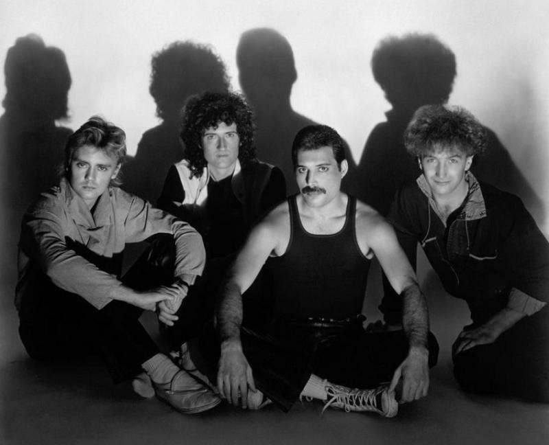 O legendă şi o muzică nemuritoare! Freddie Mercury, readus la viaţă de Rami Malek în "Bohemian Rhapsody". Primul TRAILER al filmului dedicat trupei QUEEN a fost lansat