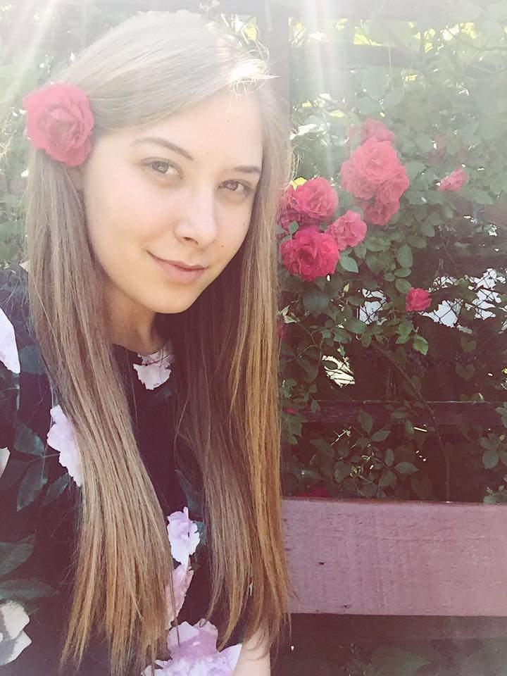 Tragedia care şochează România! Cine sunt cele PATRU TINERE care au murit în cumplitul accident de la Jibou: "Au fost azvârlite zeci de metri de maşină"