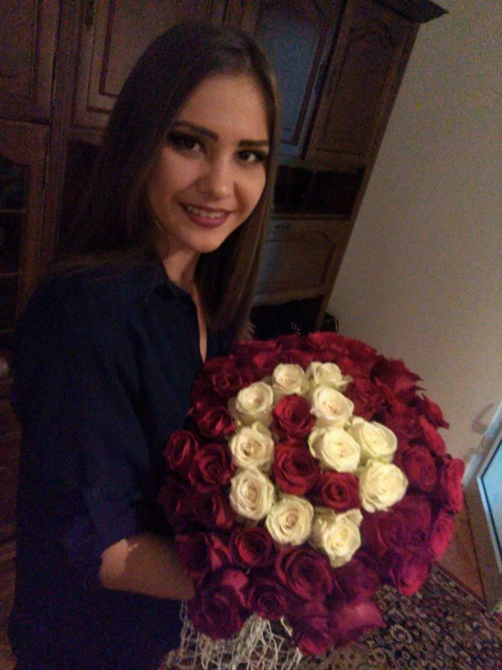 Tragedia care şochează România! Cine sunt cele PATRU TINERE care au murit în cumplitul accident de la Jibou: "Au fost azvârlite zeci de metri de maşină"