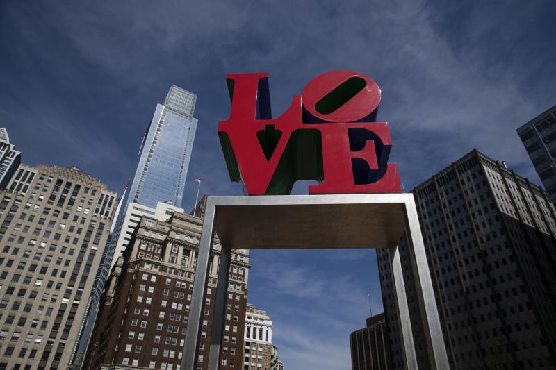 Doliu în lumea artistică! Americanul Robert Indiana, creatorul popularelor lucrări LOVE, a murit, la 89 de ani: "A fost cea mai plagiată creație artistică din secolul XX"