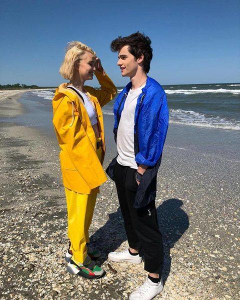 Olga Verbițchi bifează succes după succes. Câştigătoarea sezonulului 6 X Factor a filmat videoclip cu Ștefan Iancu, actorul din pelicula "Un pas în urma serafimilor"