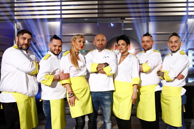 Ea e "fata cu inelul"! Optimism, talent culinar și o dorință uimitoare de a ajunge în echipa lui Scărlătescu! Ștefania Manea e o "galbenă veritabilă"!