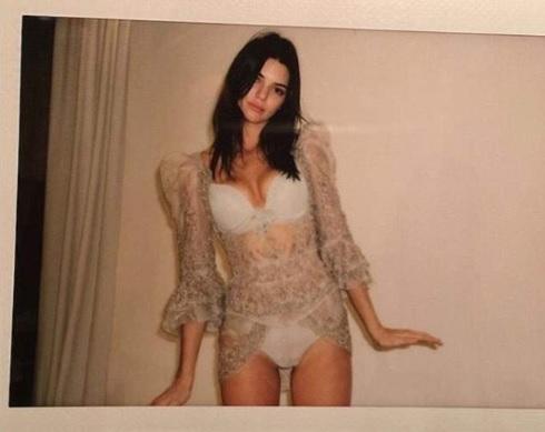 Femeile, cucerite de o nouă modă bizară pe Instagram! Ce trebuie să faci