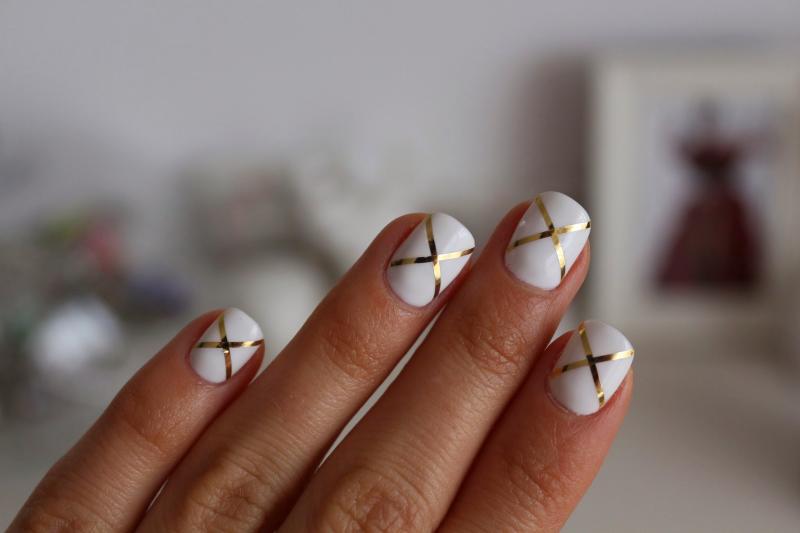 Top 3 modele de unghii la modă în 2018. Ce se poartă vara asta la plajă?