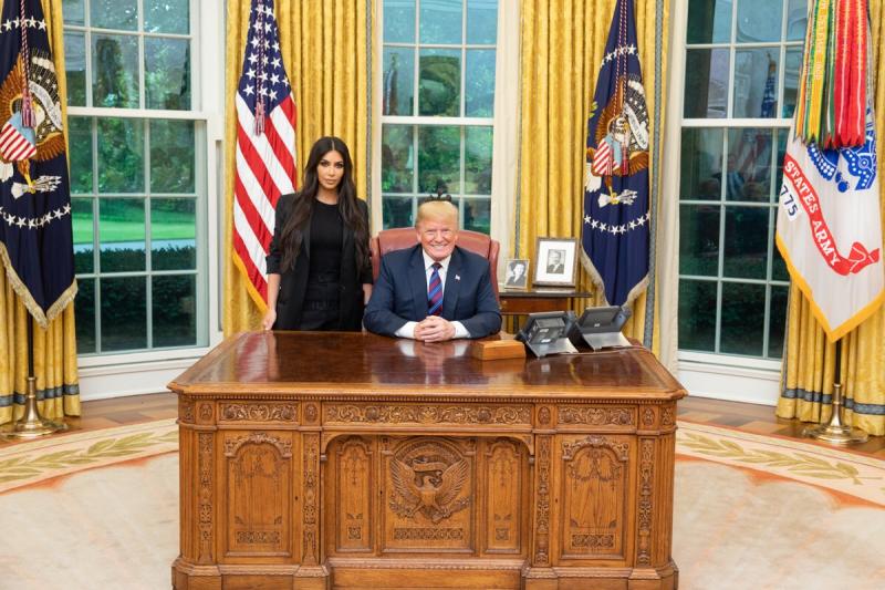Kim Kardashian s-a întâlnit cu Donald Trump! Despre ce a vorbit cu președintele american