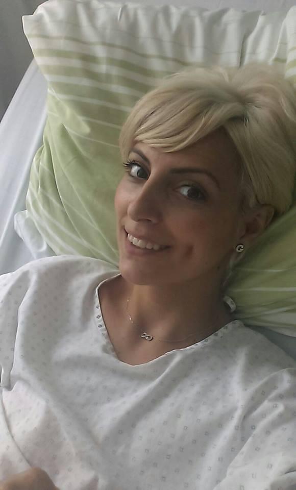 "Pe unii îi voi plictisi poate...". Lupta aprigă și dureroasă a unei mame cu cancerul, pentru copilul ei: "La 25 ani, am făcut cunoștință cu cancerul. Aveam acasă un îngeraș de trei ani..."