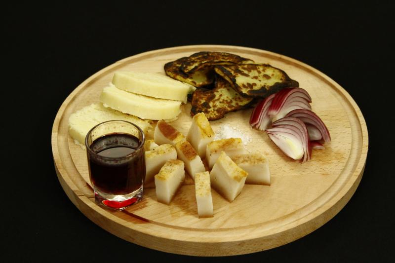 Rețete internaționale, tradiționale și autentice la „Chefi la cuțite”