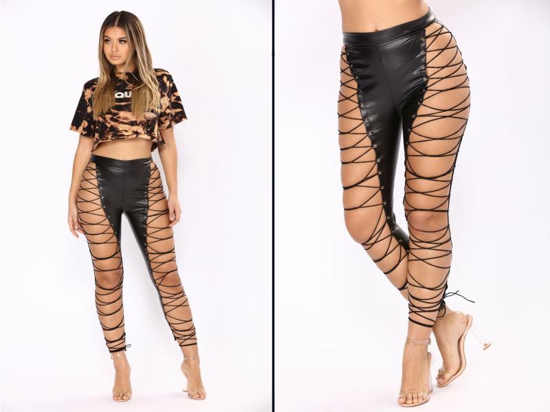 Adio, blugi clasici! Ultimul trend în materie de jeanși e extrem de indecent! Modelul face furori printre fashioniste