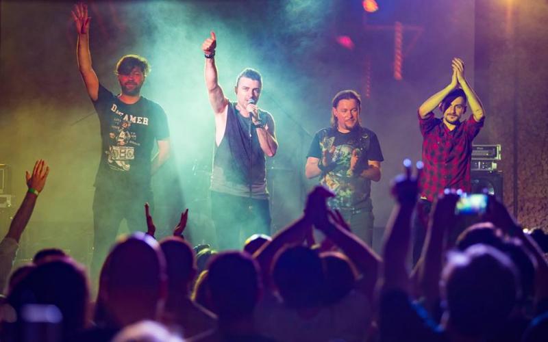 „Jur să spun Adevărul”! Primul documentar despre o trupă rock din România se vede la TIFF.17