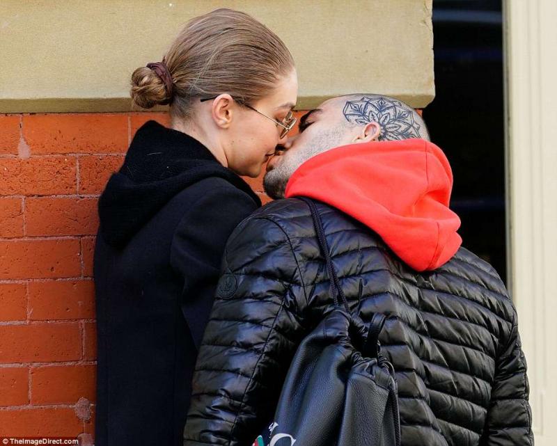 Este oficial, Gigi Hadid și Zayn s-au împăcat. Iată cum și-au anunțat împăcarea