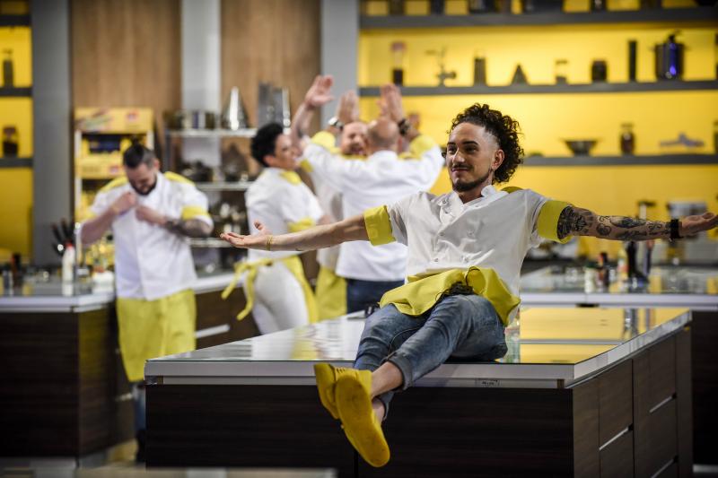 Scărlătescu le-a cucerit pe fotomodele! „Nici manechinele astea nu mai sunt ce erau înainte...”