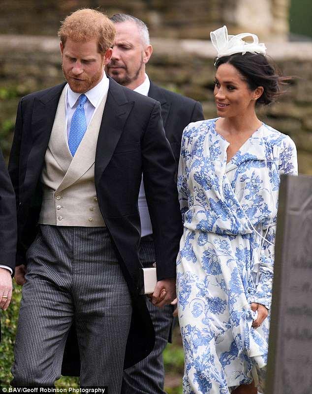 Ducii de Sussex au strălucit la nunta nepoatei Prințesei Diana. Iată cât de antent este Harry cu soția sa