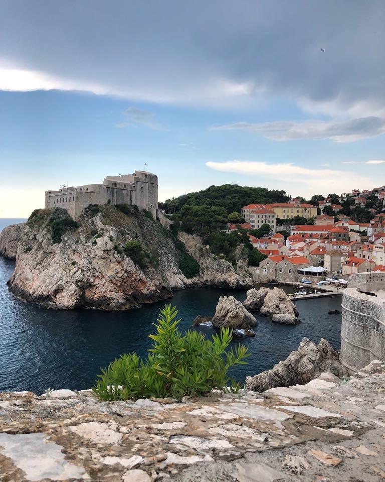 Da, este adevărat! DELIA a plecat, din nou, în vacanţă, iar imaginile sunt DE VIS. Ce locaţie a ales, de această dată, jurata de la X Factor