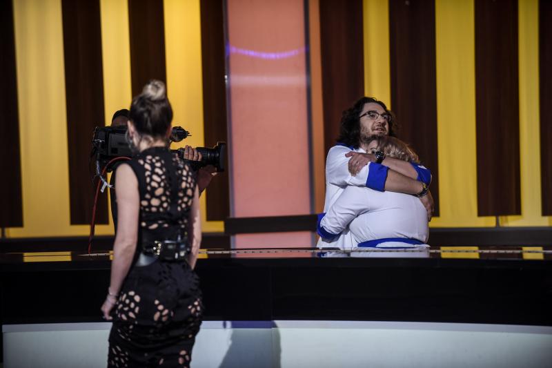Echipa albastră rămâne în doi oameni! Chef Florin Dumitrescu, dezamăgit de plecarea Elenei Rus