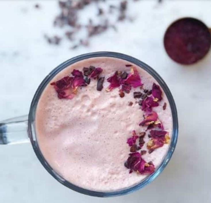 „Laptele de Lună”, cel mai bun medicament pentru organism! Efectele se văd imediat