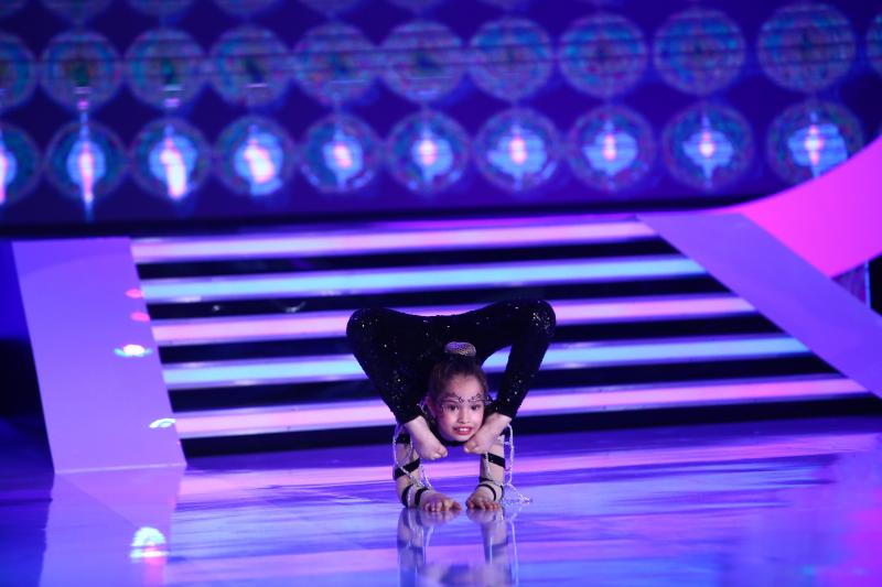 Spectacol grandios în cea de-a doua ediție „Next Star”! Emoții uriașe pe muzică de fado, număr magic de contorsionism și dansuri unice!