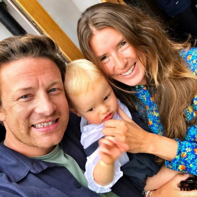 Mesaj EMOŢIONANT pentru soţia lui. Jamie Oliver a adus LACRIMI în ochii soţiei