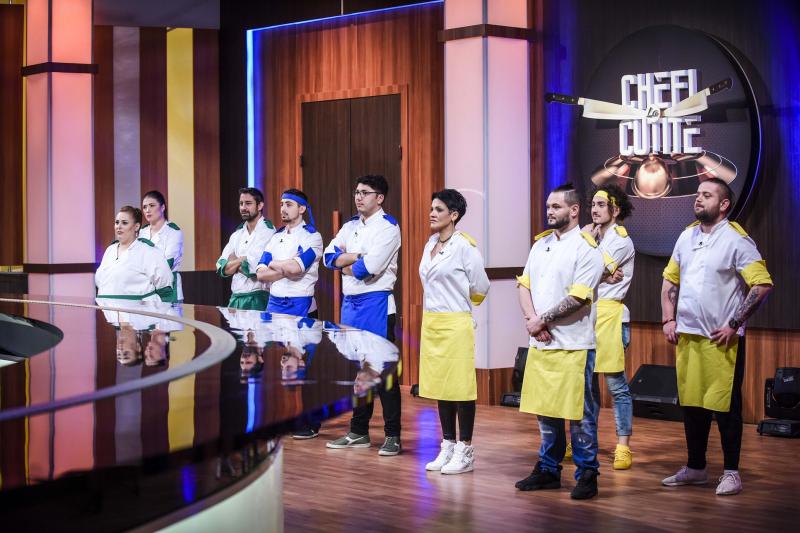 Azi, de la 20:00, în semifinala "Chefi la cuțite": Gustul copilăriei, prima provocare culinară a serii