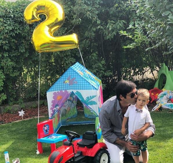 Radu Vâlcan, tată de băiat pentru a doua oară:  “Ne doream foarte mult un al doilea copilaș”