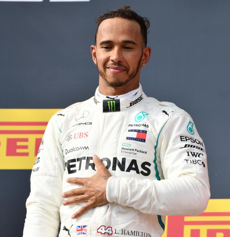 Duet INCENDIAR. Christina Aguilera cântă cu un SPORTIV de RENUME!