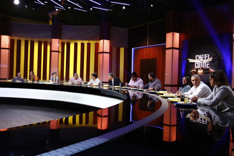 Emoții uriașe la „Chefi la cuțite”! Primarul din Șopârlița dă verdictul! „Parcă ar fi nisip de la mine de la râu...”