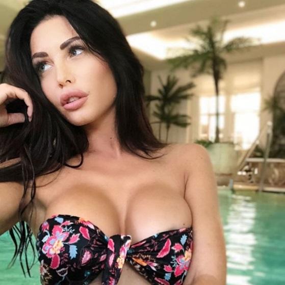 UNA PE ZI! Marika, cea mai sexy fană a celor de la AS Roma, la un pas de a fi cenzurată de Instagram din cauza pozelor extrem de sexy