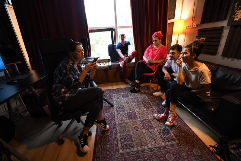 ”The Four – Cei 4” își află câștigătorul sâmbătă, de la ora 20.00, la Antena 1: Feli, repetiții intensive alături de finaliștii ”The Four – Cei 4”